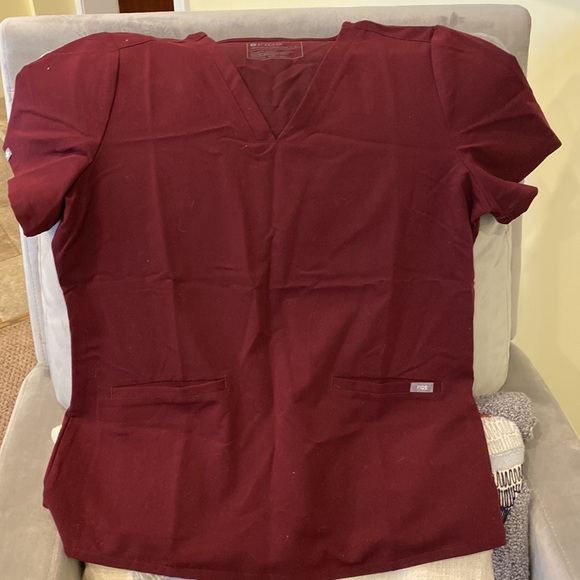 Figs scrubs with jogger bottoms - Picture 2 of 4